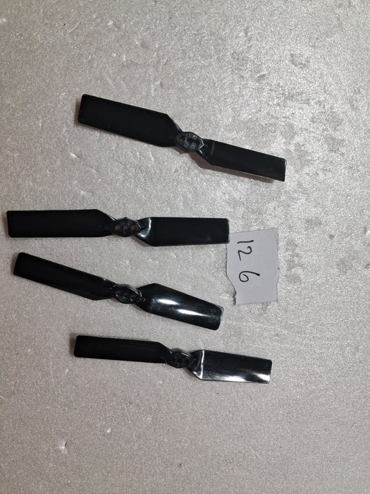 OMPHOBBY M2 TAIL BLADES  PACK OF 4