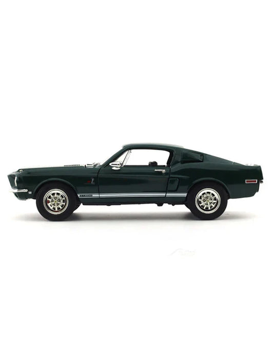 DIE CAST ROAD SIGNATURE 1968 SHELBY GT-500KR  1/18 SCALE DARK GREEN NO:92168