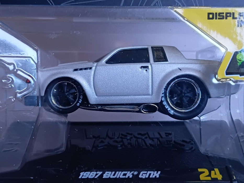 MAISTO MUSSCLE MACHINES 1/64 SCALE WHITE SERIES 4 1987 BUICK GNX (MODEL 24)