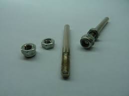 MIRACLE WHEEL AXLE WITH NUT M4 (DIA 4X L 30MM)