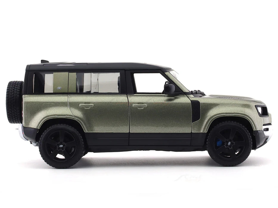 BBURAGO - 1/24 SCALE MODEL LAND ROVER DEFENDER 110 REPLICA MINIATURE SUV 2022 (GREEN) 18-91101S