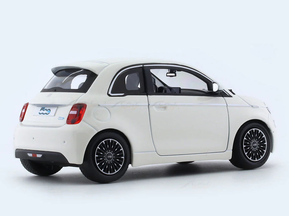 BBURAGO 2023 FIAT 500E WHITE 1:24 SCALE 18-91110W