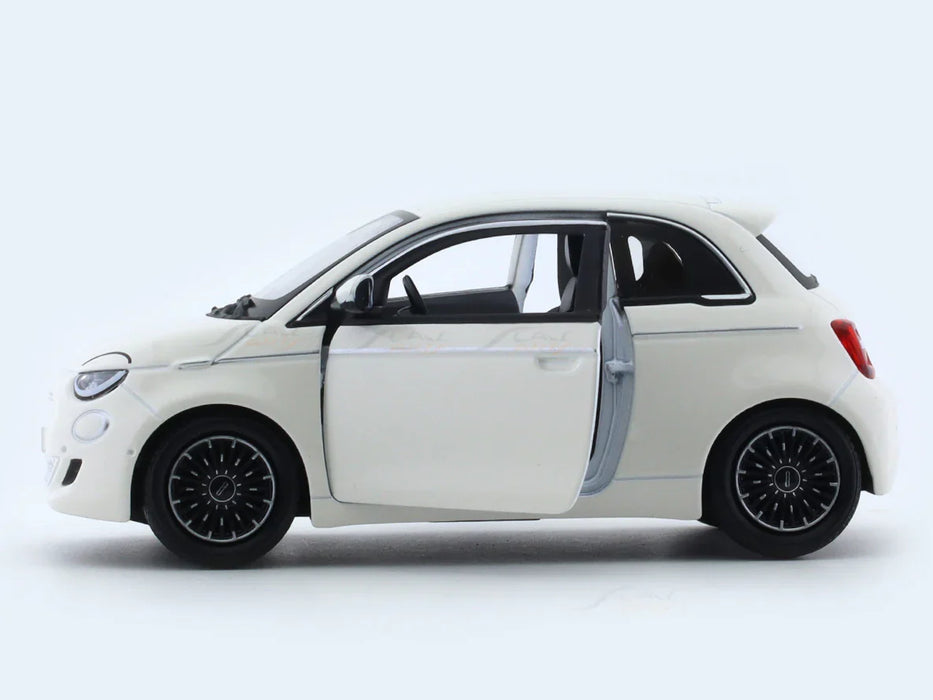 BBURAGO 2023 FIAT 500E WHITE 1:24 SCALE 18-91110W