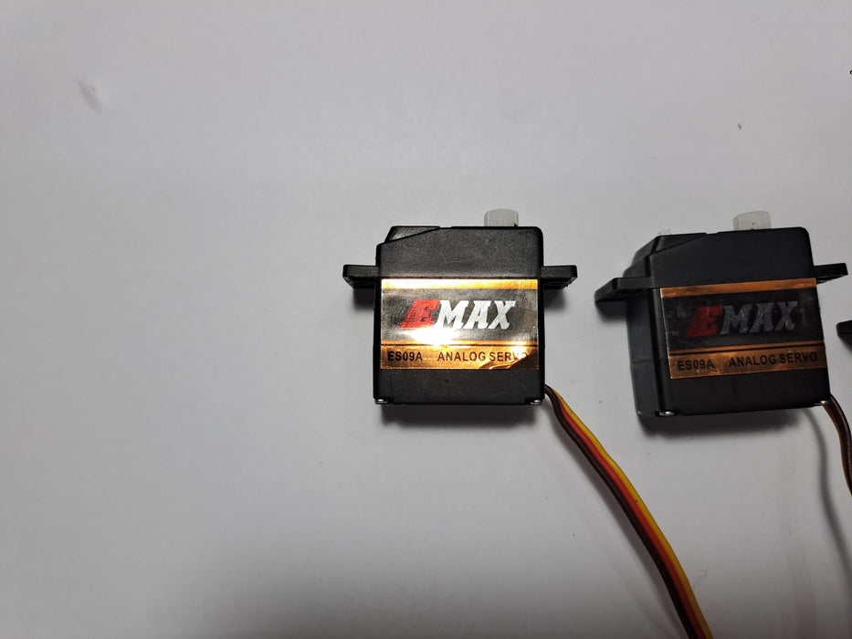 E MAX ES09A SERVO MOTORS PRE-OWNED