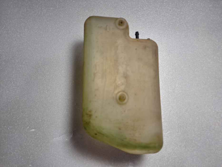 550 SIZE NITRO HELI FUEL TANK  PRE-OWNED