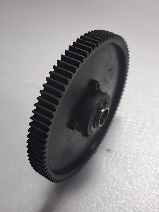 550 SIZE HELI NITRO MAIN GEAR WITH ONE WAY BEARING PRE-OWNED