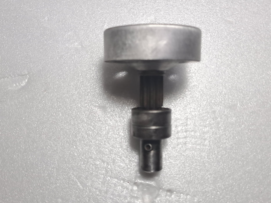 550 SIZE HELI NITRO ENGINE CLUTCH BELL  PRE-OWNED
