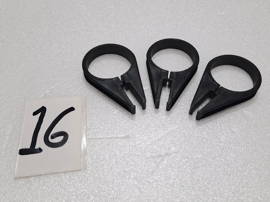 JR VIBE 50 NITRO HELICOPTER TAIL PUSH ROD GUIDE PART NO.-960293 (PACK OF 3 )PRE OWNED QUALITY