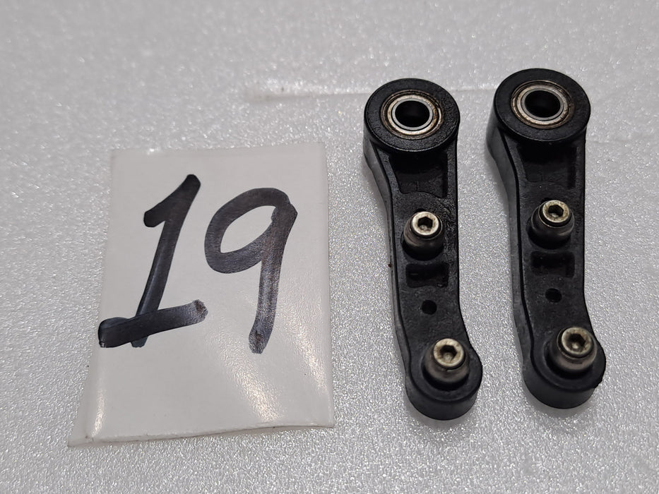HIROBO SST-EAGLE FREYA EVOLUTION 80-90 MIXING ARM PART NO.-0414-387 (PACK OF 2)PRE OWNED QUALITY