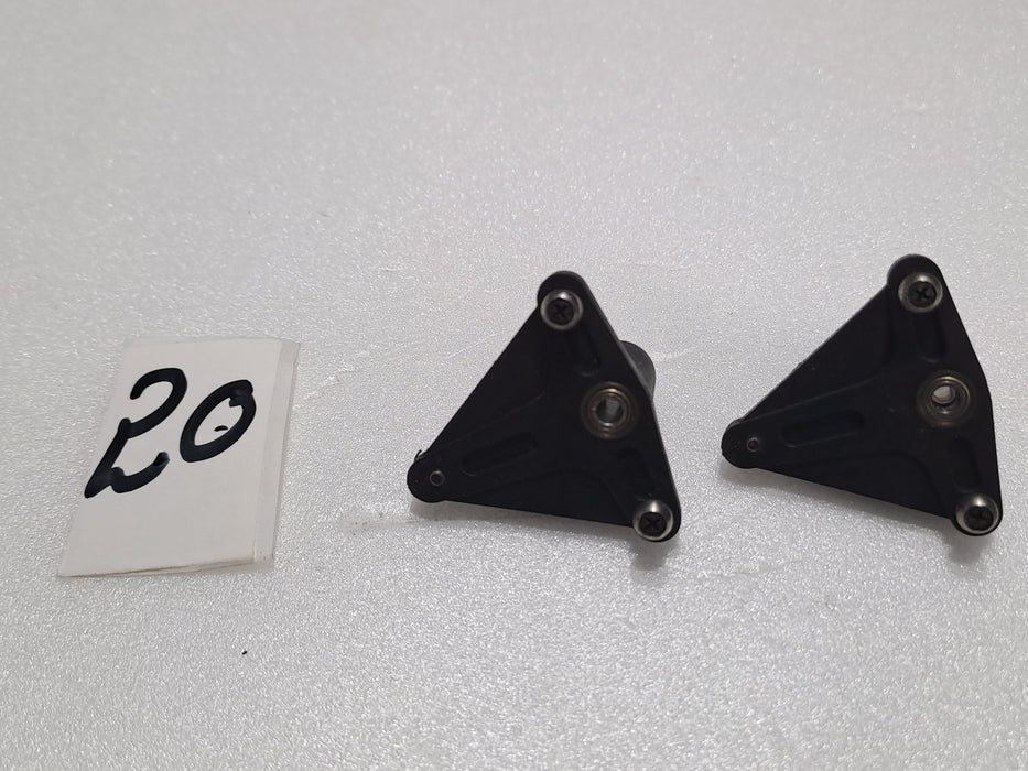 JR VIBE 50 NITRO HELICOPTER T ARM LEVER  140  (PACK OF 2 )PART NO.-996163 PRE OWNED QUALITY