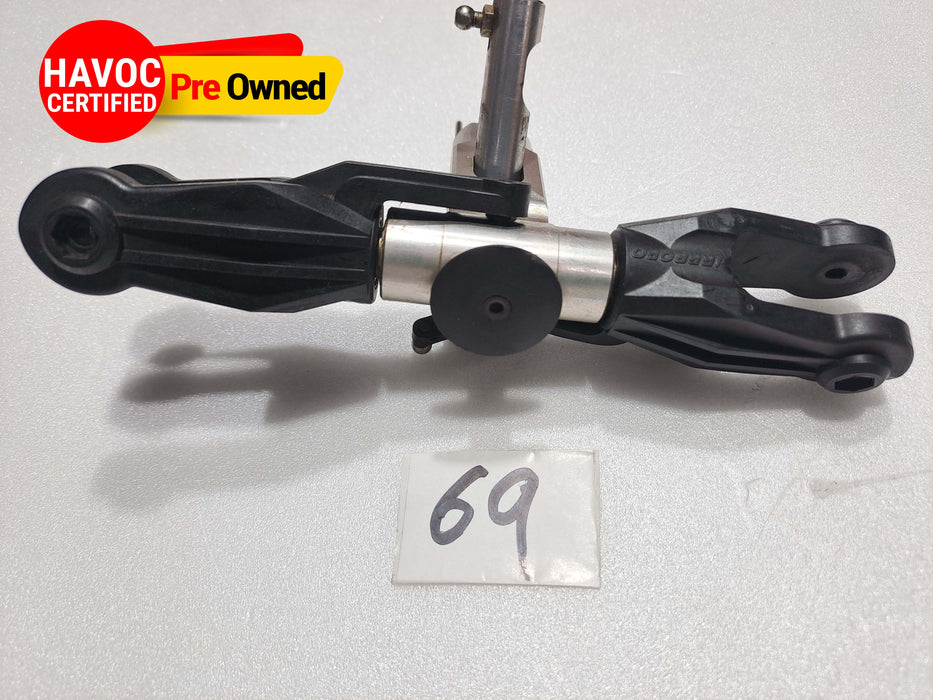JR VIBE 50 NITRO HELICOPTER HEAD ASSEMBLY SET  WITH BLADE GRIPS AND SEE SAW SHAFT PRE OWNED QUALITY