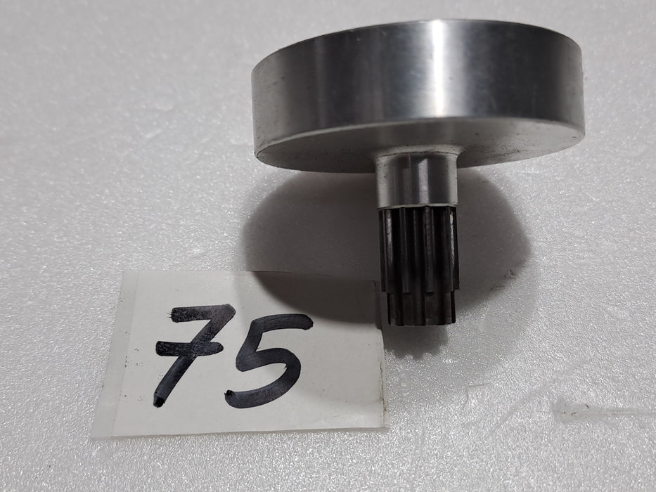 HIROBO SDX SWM CLUTCH BELL WITH GEAR FOR 50 SIZE ENGINE PRE OWNED QUALITY