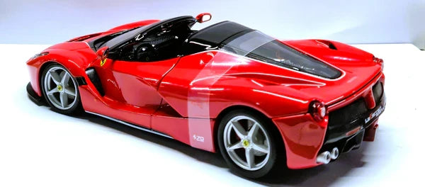 BBURAGO FERRARI LAFERRARI APERTA 1/24 DIECAST MODEL CAR (18-96022)