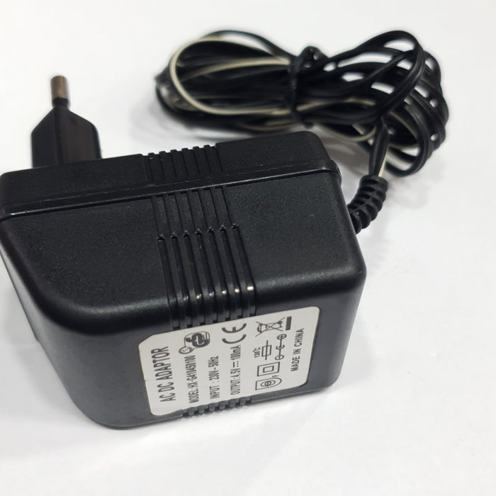 AC-DC ADAPTOR (MODEL HX G41050100) AC INPUT:230V DC OUTPUT:4.5V 100MA  WITH 5.5MM X 2.5MM BARREL PIN