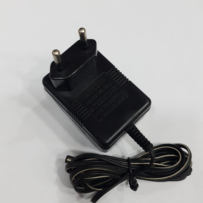 AC-DC ADAPTOR (MODEL 608) AC INPUT:220-230V DC OUTPUT:3V 200MA WITH 5.5MM X 2.5MM BARREL PIN