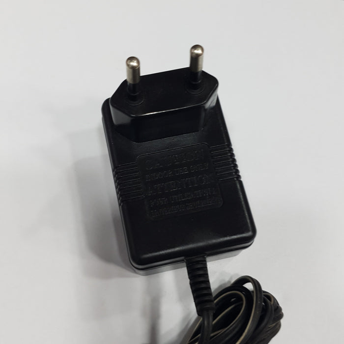 AC-DC ADAPTOR (MODEL 608) AC INPUT:220-230V DC OUTPUT:3V 200MA WITH 5.5MM X 2.5MM BARREL PIN