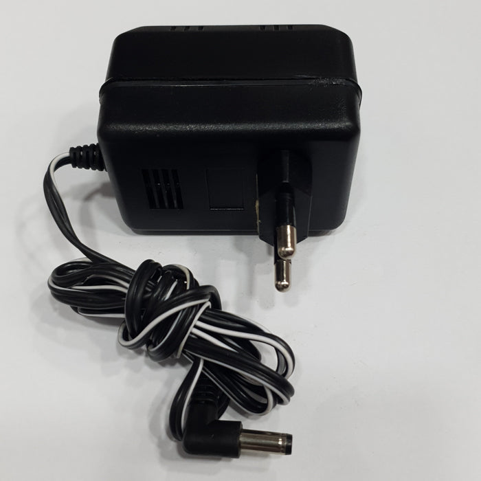 BRITELITE ADAPTOR AC INPUT: 230V; DC OUTPUT: 6.8V 500MA; WITH 5.5MM X 2.5MM BARREL PIN
