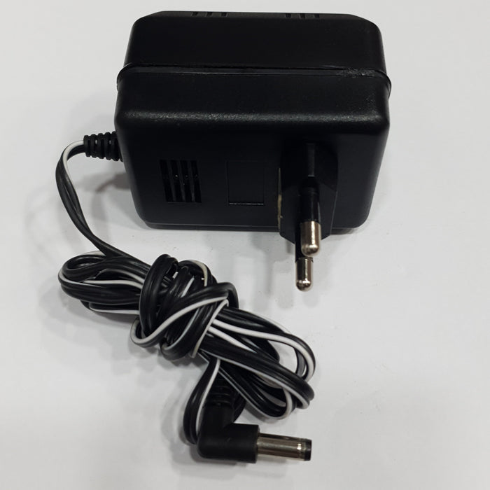 BRITELITE ADAPTOR AC INPUT: 230V; DC OUTPUT: 6.8V 500MA; WITH 5.5MM X 2.5MM BARREL PIN