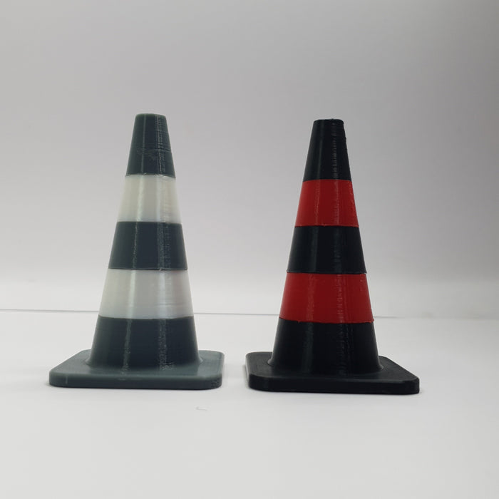 SCALE MINIATURE ACCESSORIES LARGE TRAFFIC CONES (SET OF 2)