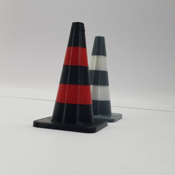 SCALE MINIATURE ACCESSORIES LARGE TRAFFIC CONES (SET OF 2)