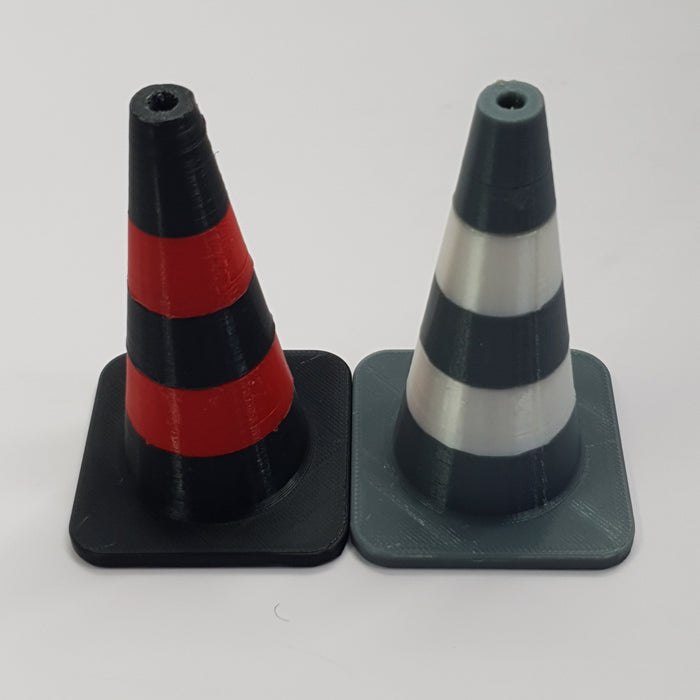 SCALE MINIATURE ACCESSORIES LARGE TRAFFIC CONES (SET OF 2)