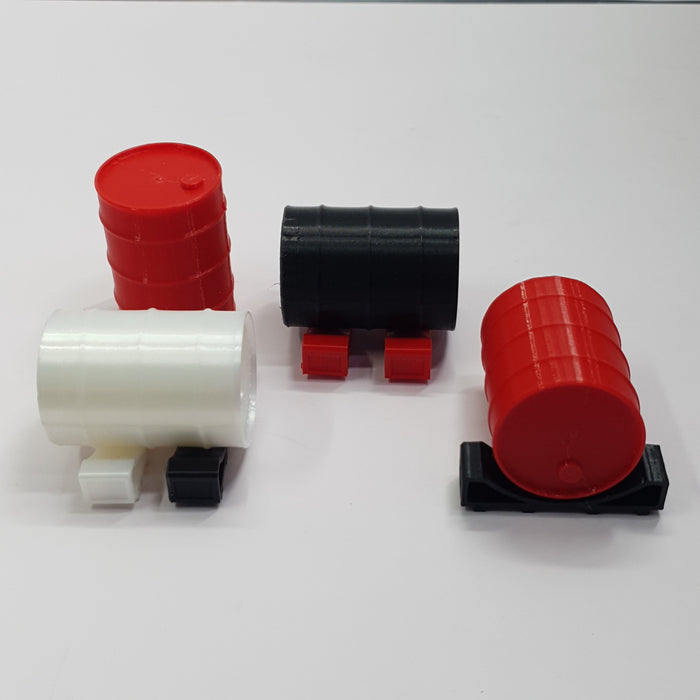 SCALE MINIATURE ACCESSORIES RC SCALE OIL BARRELS /FUEL DRUMS (SMALL 4) + RC MINI PALLET