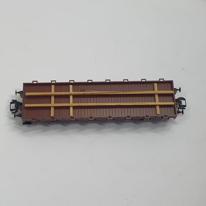MARKLIN H0 46361 1/87 SCALE  DB R02 STAKE CAR WITH MAN F8 FLATBED TRUCK LOAD