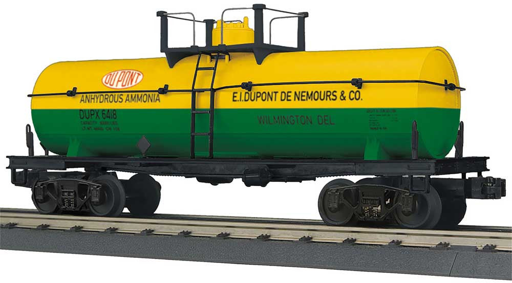 HO SCALE RAIL CAR FUEL TANKER