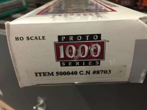 Ho Scale C-Liner Canadian National(A+B Powered)