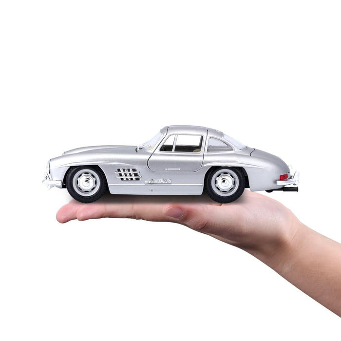 BBURAGO 18-92023S 1:24 1954 MERCEDES BENZ 300SL DIECAST MODEL