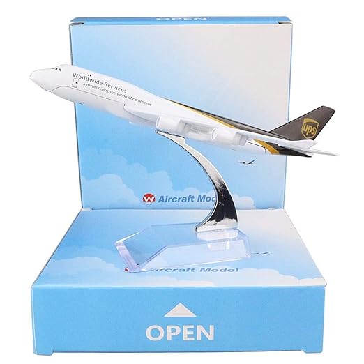 AIRPLANE  DIECAST  METAL  UPS B747 16CM MODEL