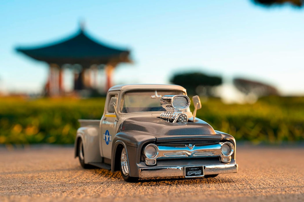 JADA TOYS STREET FIGHTER 1956 FORD PICKUP 1:24 SCALE