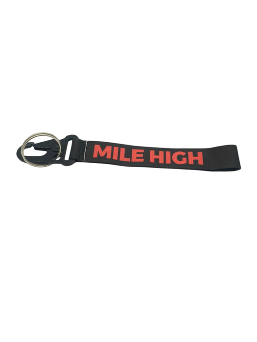 METAL HOOK KEYCHAINS MILE HIGH