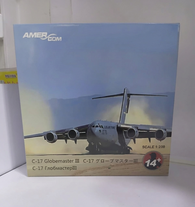 DIECAST AIRPLANE MODEL C17 GLOBEMASTER III 1/200 L-27CM W-25CM
