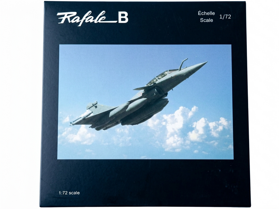 DIECAST AIRPLANE MODEL RAFALE 1/72 L-21CM W-16CM & 8CM TALL PLAIN GREY