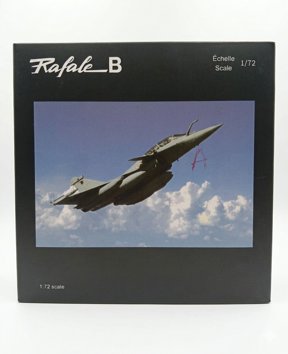 DIECAST AIRPLANE MODEL RAFALE 1/72 L-21CM W-16CM & 8CM TALL GREY WITH PATCH