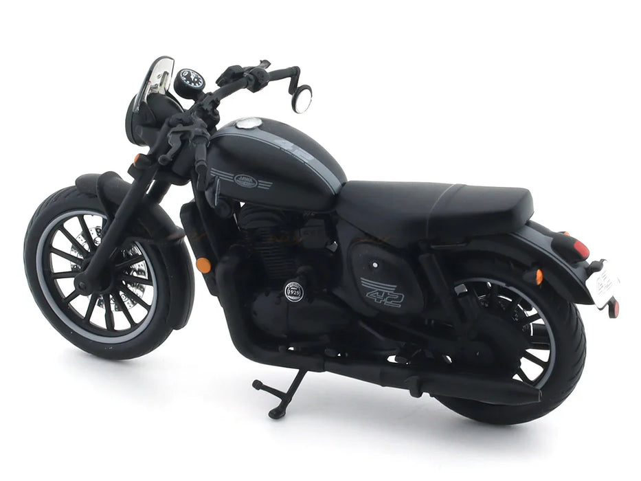 MAISTO JAWA 42 BLACK 1:18 SCALE DIECAST CLAJMT00318