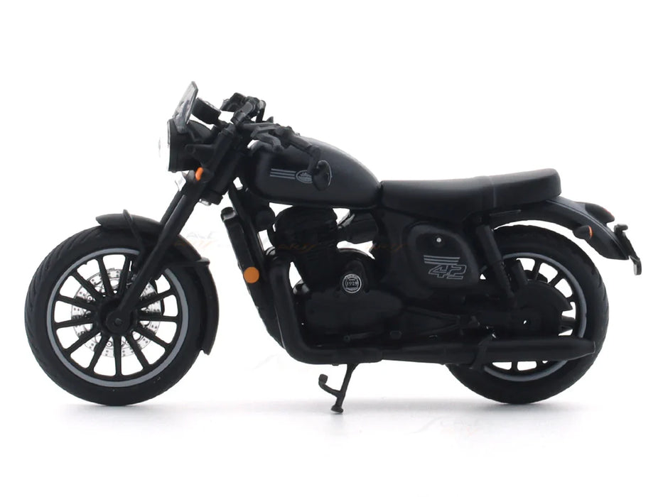 MAISTO JAWA 42 BLACK 1:18 SCALE DIECAST CLAJMT00318