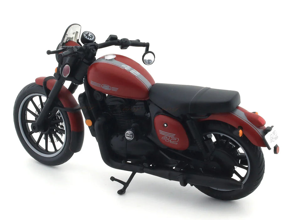 MAISTO JAWA 42 RED 1:18 SCALE DIECAST CLAJMT00319