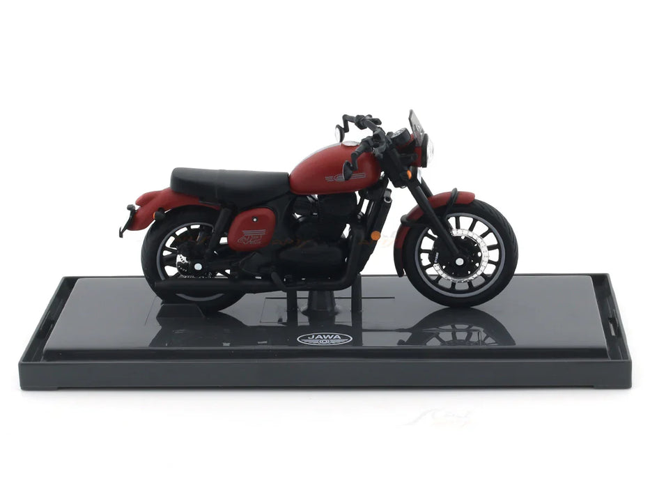 MAISTO JAWA 42 RED 1:18 SCALE DIECAST CLAJMT00319