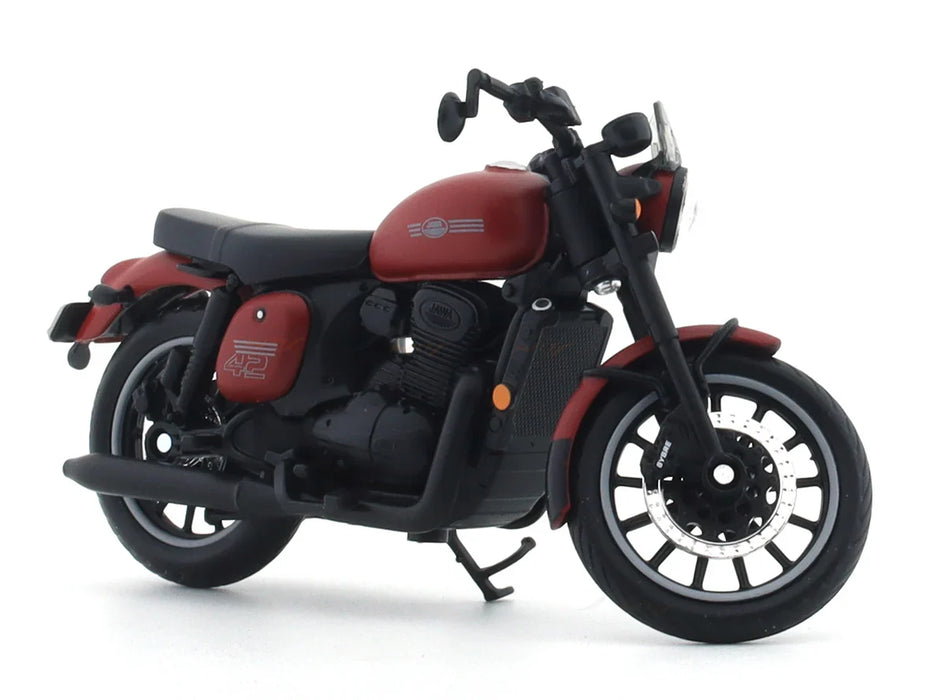 MAISTO JAWA 42 RED 1:18 SCALE DIECAST CLAJMT00319