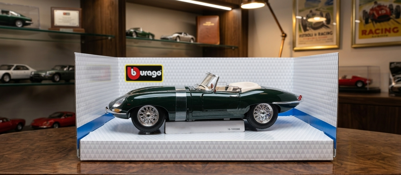 BBURAGO 18-92046G 1/18 JAGUAR E-TYPE CABRIOLET DIE-CAST