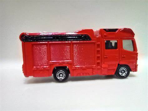 TAKARA TOMY MORITA MULTI-PURPOSE FIRE FIGHTING VEHICLE WITH 13M AERIAL PLATFORM MVF 1/90 SCALE NO:119
