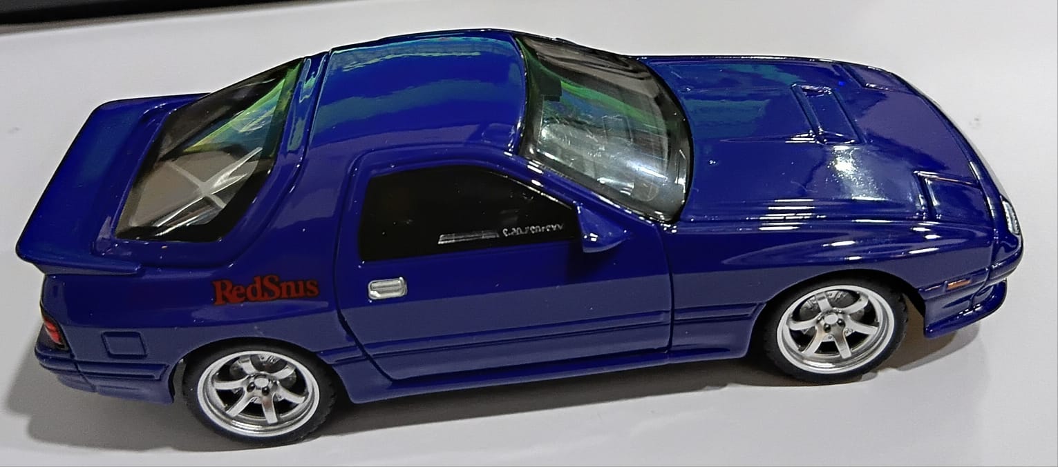 DIECAST MZADA RED SNIS  1:32 SCALE MODEL CAR BLUE (D21023)