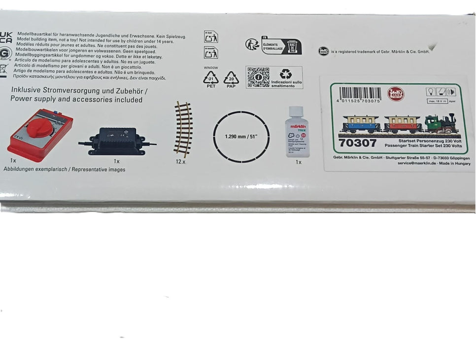 LGB 70307 PASSENGER TRAIN STARTER KIT - L70307 - MINIATURE GARDEN TRAIN WITH LOCOMOTIVE AND TWO CARS, OUTDOOR RAILWAY, G TRACK, 85 X 12 X 16 CM