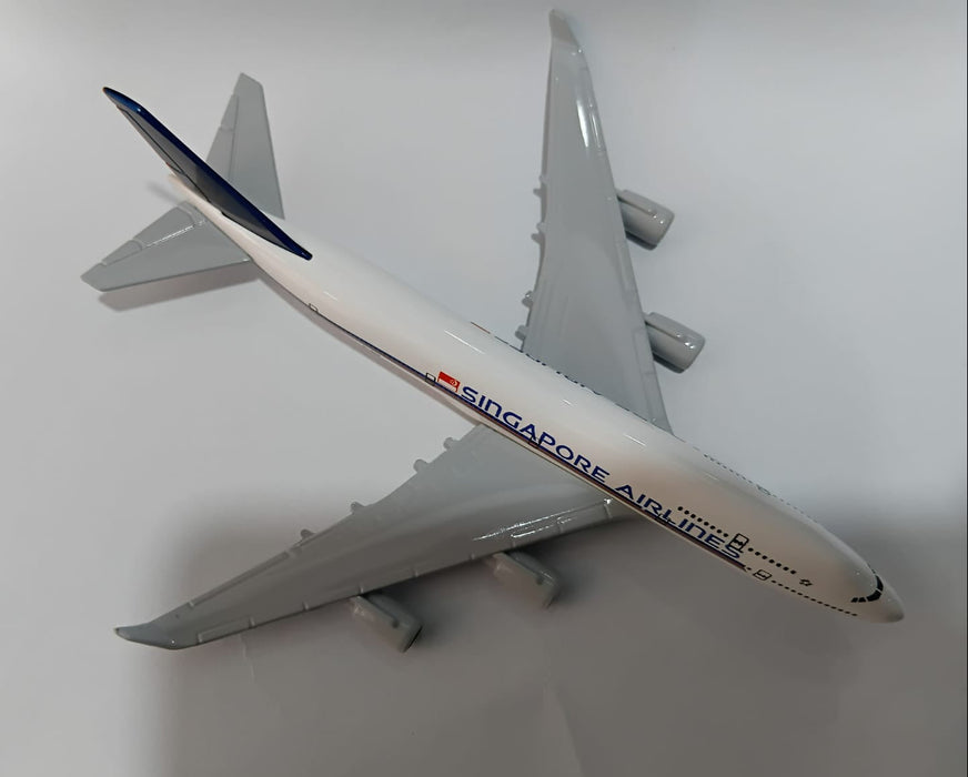 AIRPLANE METAL DIECAST SINGAPORE AIRLINE 9V-SPP A380 16CM