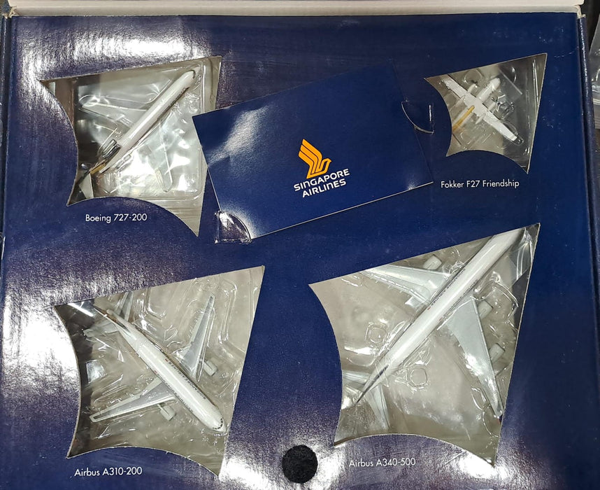 THE SINGAPORE AIRLINES HERITAGE SERIES 3-THE ESSENTIAL MODEL PLANE COLLECTION