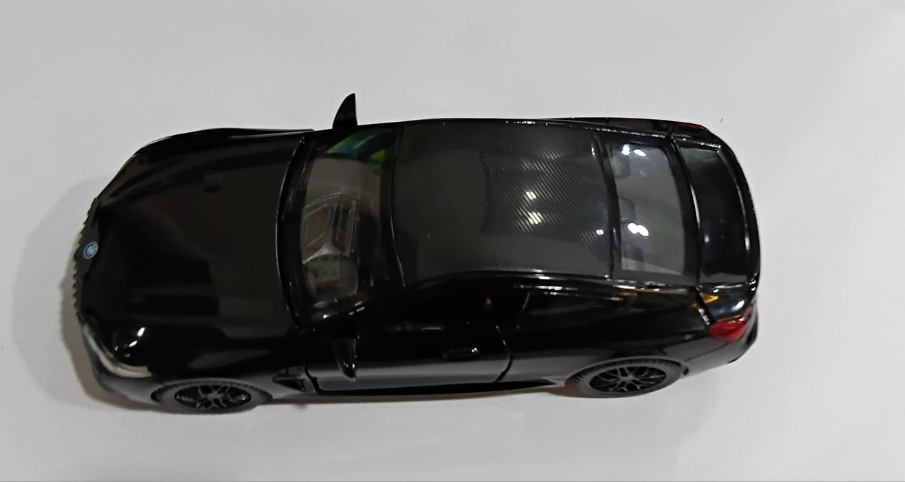 DIECAST BMW IIM8 1:32 SCALE MODEL CAR BLACK (D21006)