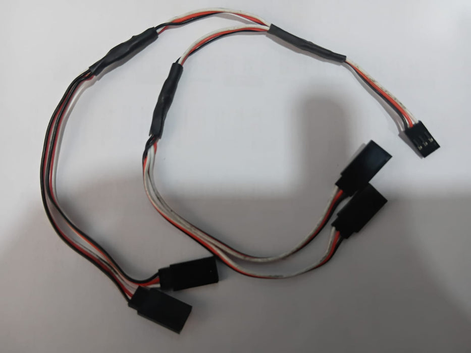 Y CONNECTOR- 1JR Male To 4 Futaba Female Y Type Servo Extension Wire(300Mm)