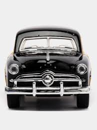 KINSMART 1949 FORD WOODY WAGON 1:40 NO KT5402D(BLACK)